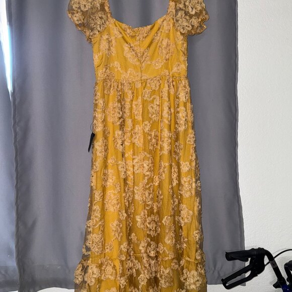 Notable Elegance Yellow Mesh Floral Applique Bustier Midi Dress Lulus - Picture 9 of 14
